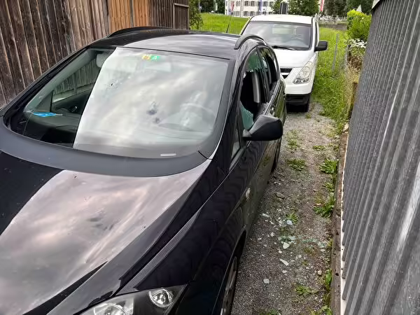 Einbrecher und Autoknacker in Sarnen gefasst – Polizei schnappt zwei Täter!