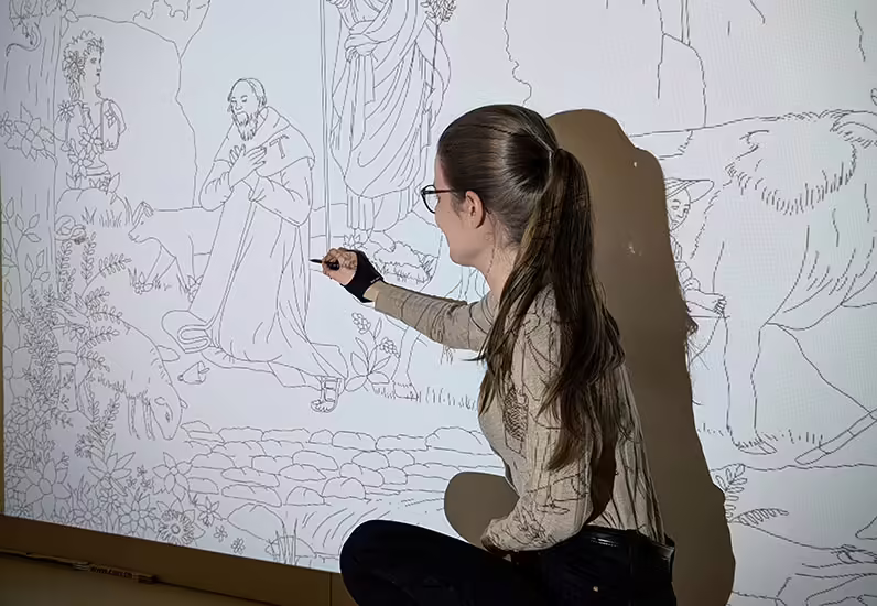 Natur trifft Kunst: Caroline Aellen im Fribourger Museum erleben!
