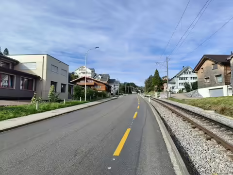 Lärmminderung in Appenzell: Neuer DSK6-Belag sorgt für Ruhe!