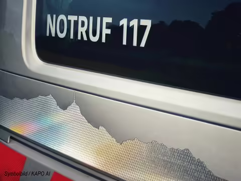 Rennvelofahrer schwer verletzt: Rentner verursacht bösen Unfall!