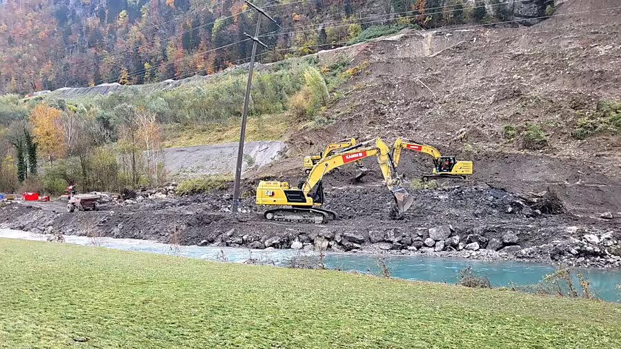 Bauarbeiten am Escherkanal: Erdrutsch-Maßnahmen zeigen ersten Erfolg!