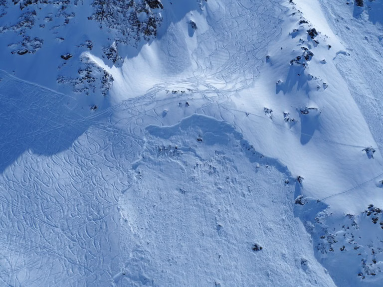 Lebensrettende Tipps: So verhindern Sie Lawinenunfälle im Wallis!