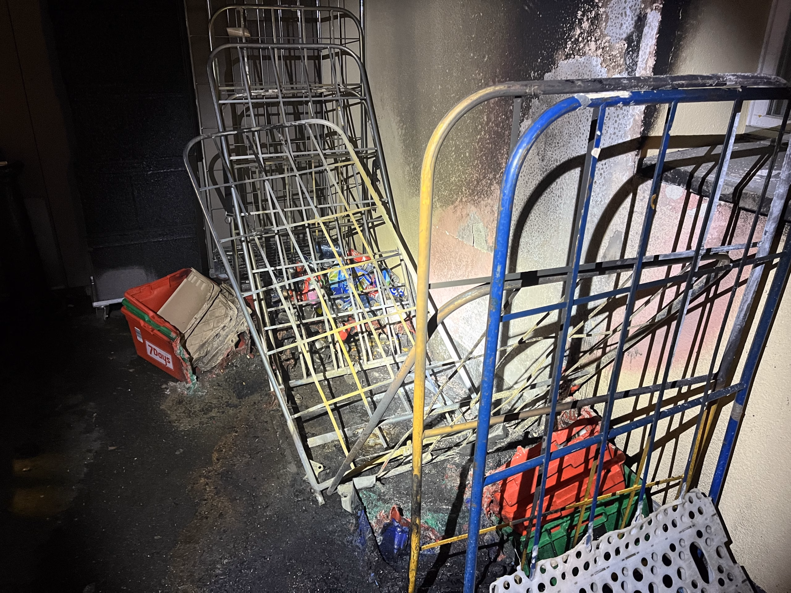 Brand am Stadtbahnhof Kreuzlingen: Polizei ermittelt wegen Brandstiftung!