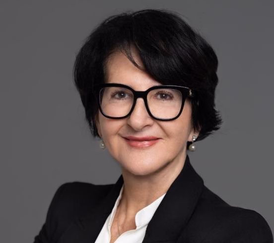 Denise Merz: Neue Rektorin der Berufsschule Mode und Gestaltung Zürich!