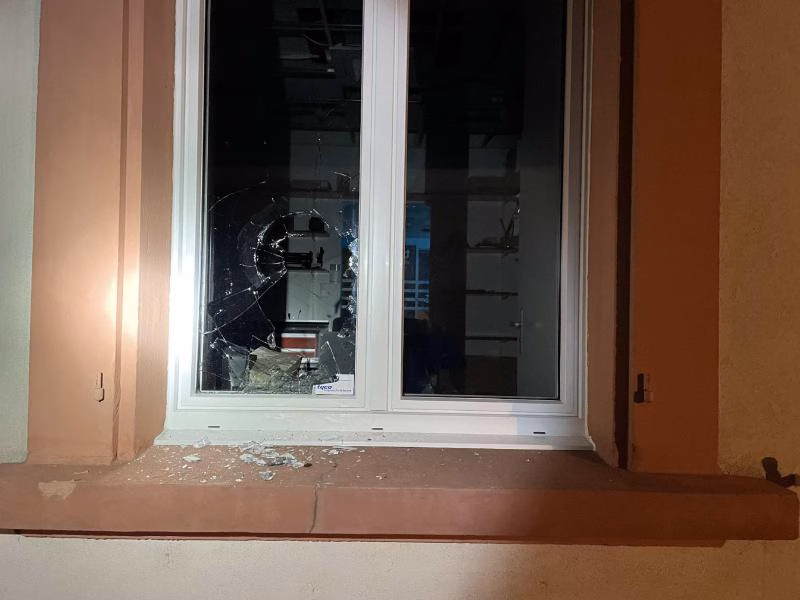 Jugendlicher Einbrecher in Kerzers geschnappt – Alarm schlägt hohe Wellen!