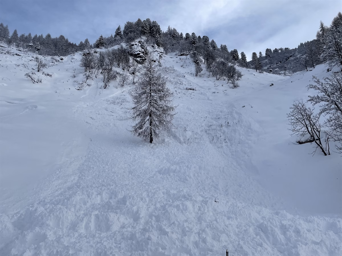 Lawine in Maloja: Zwei Langläuferinnen in großer Gefahr!