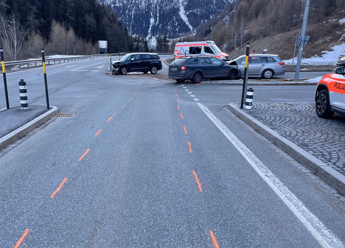Drei Verletzte bei schwerem Verkehrsunfall in Susch!