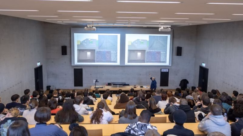 Zukunftsblicke: Schüler treffen Berufsleute bei Perspectiva in Freiburg