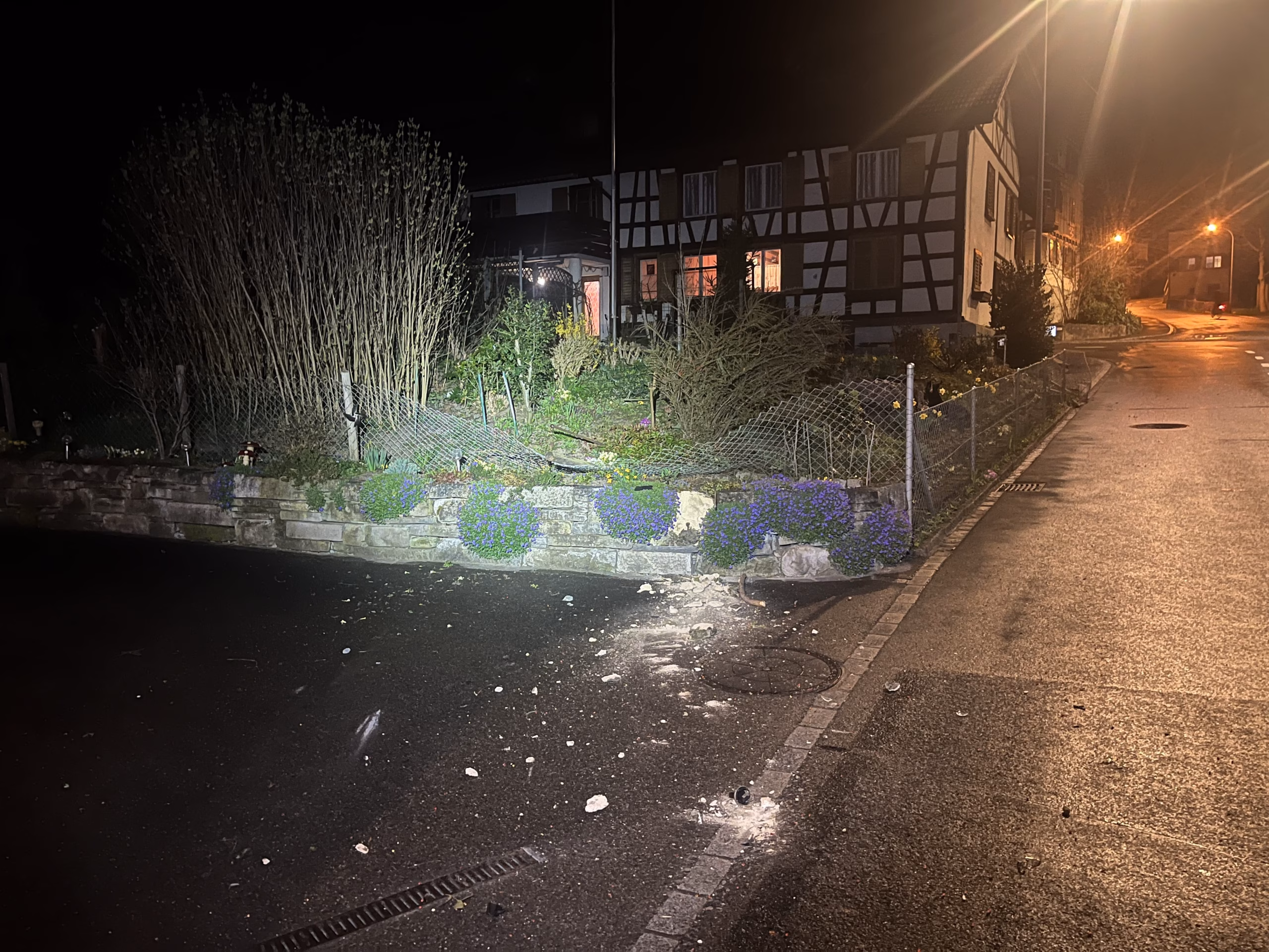 Autofahrer verursacht Chaos: Selbstunfall in Weinfelden am Dienstag!