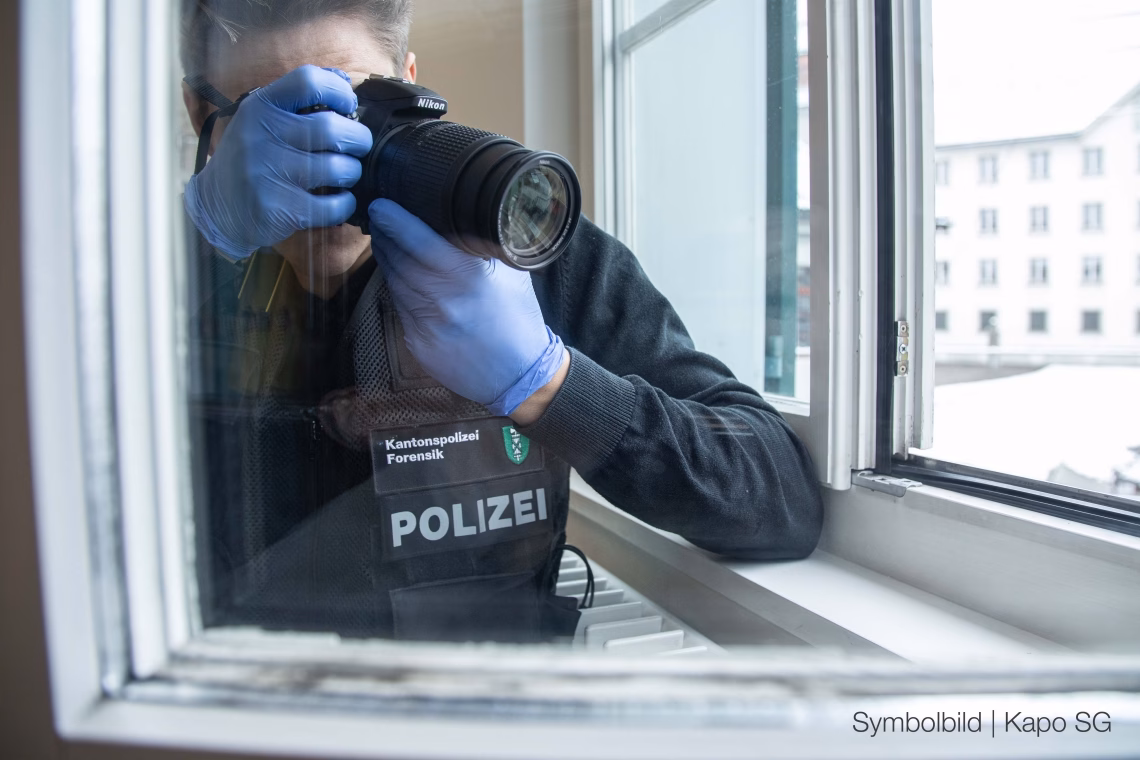 Einbruch in Rorschacher Gastronomie: Tresor mit 3.500 Franken gestohlen!