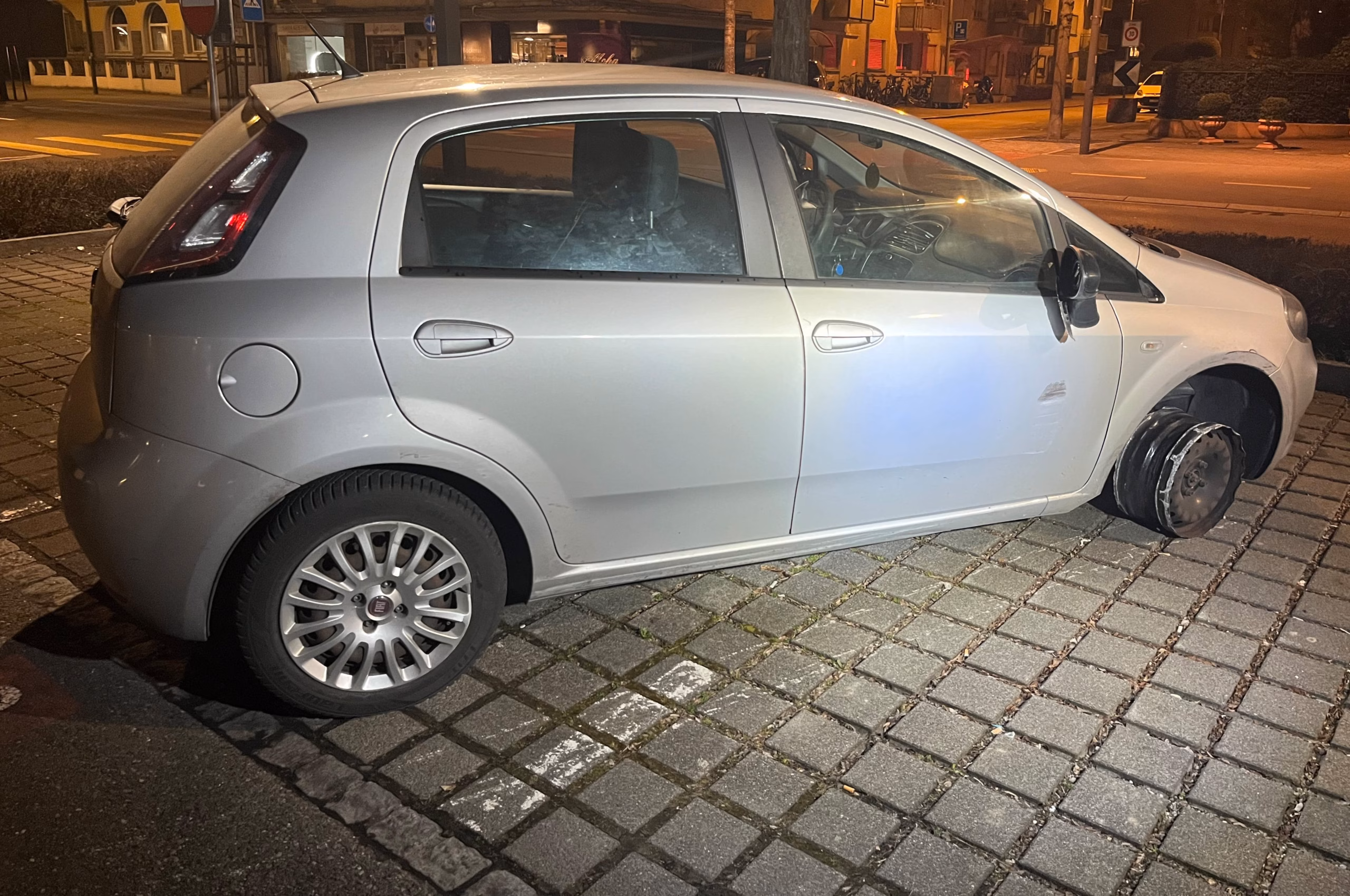 Fahrunfähiger Autofahrer mit kaputtem Rad in Kreuzlingen gestoppt