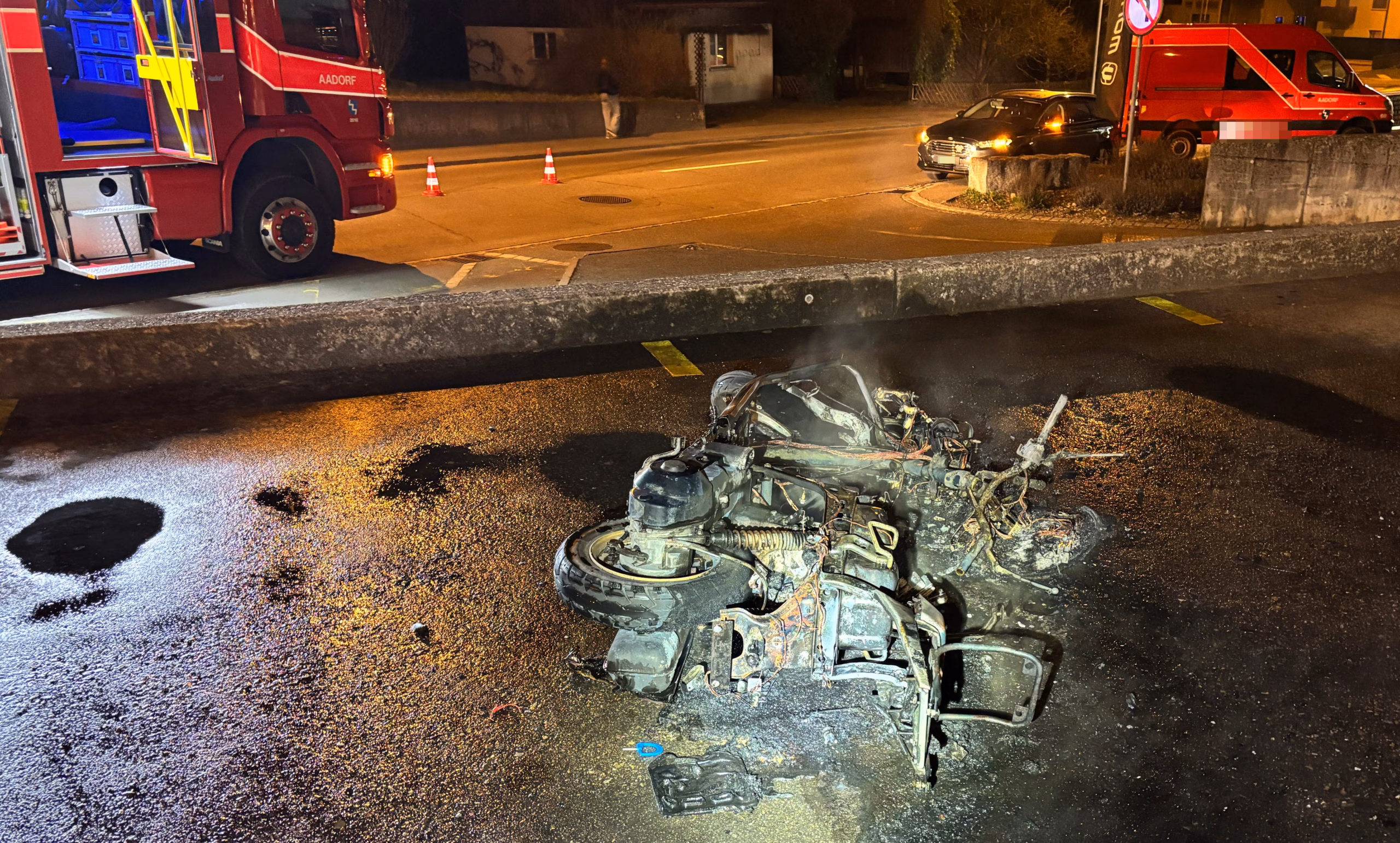 Rollerbrand in Aadorf: Technischer Defekt verursacht Sachschaden