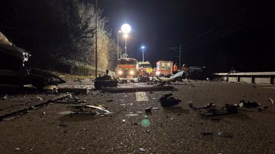 Schock auf der Sihltalstrasse: Auto-Unfall mit drei Verletzten!
