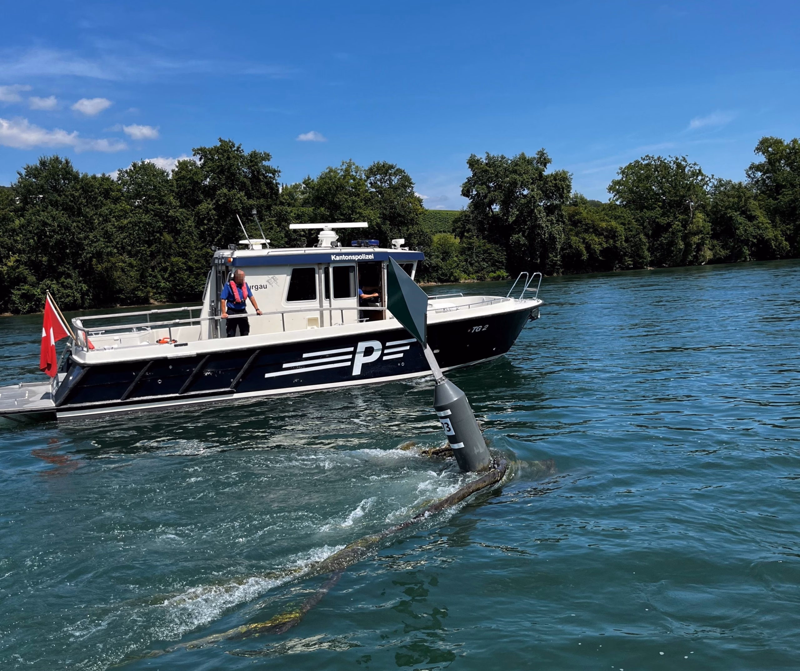 Sichere Wassersportsaison 2024: Weniger Unfälle auf Bodensee und Rhein!