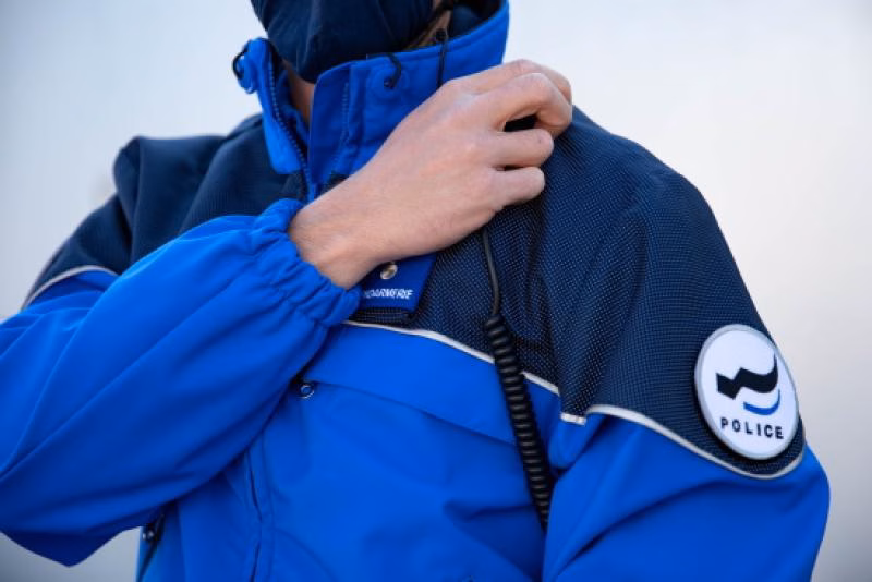 Drama im Schwimmbad: 12-Jährige schwer verletzt – Zeugen gesucht!