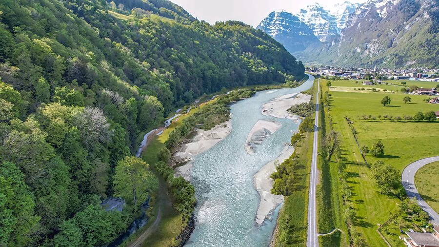 Fortschritte bei Kundertriet: Flussaufweitung sichert Hochwasserschutz!