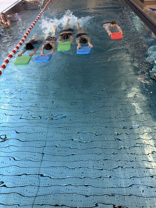 Frisch saniertes Therapiebad: Schwimmen für mehr Sicherheit und Therapie!