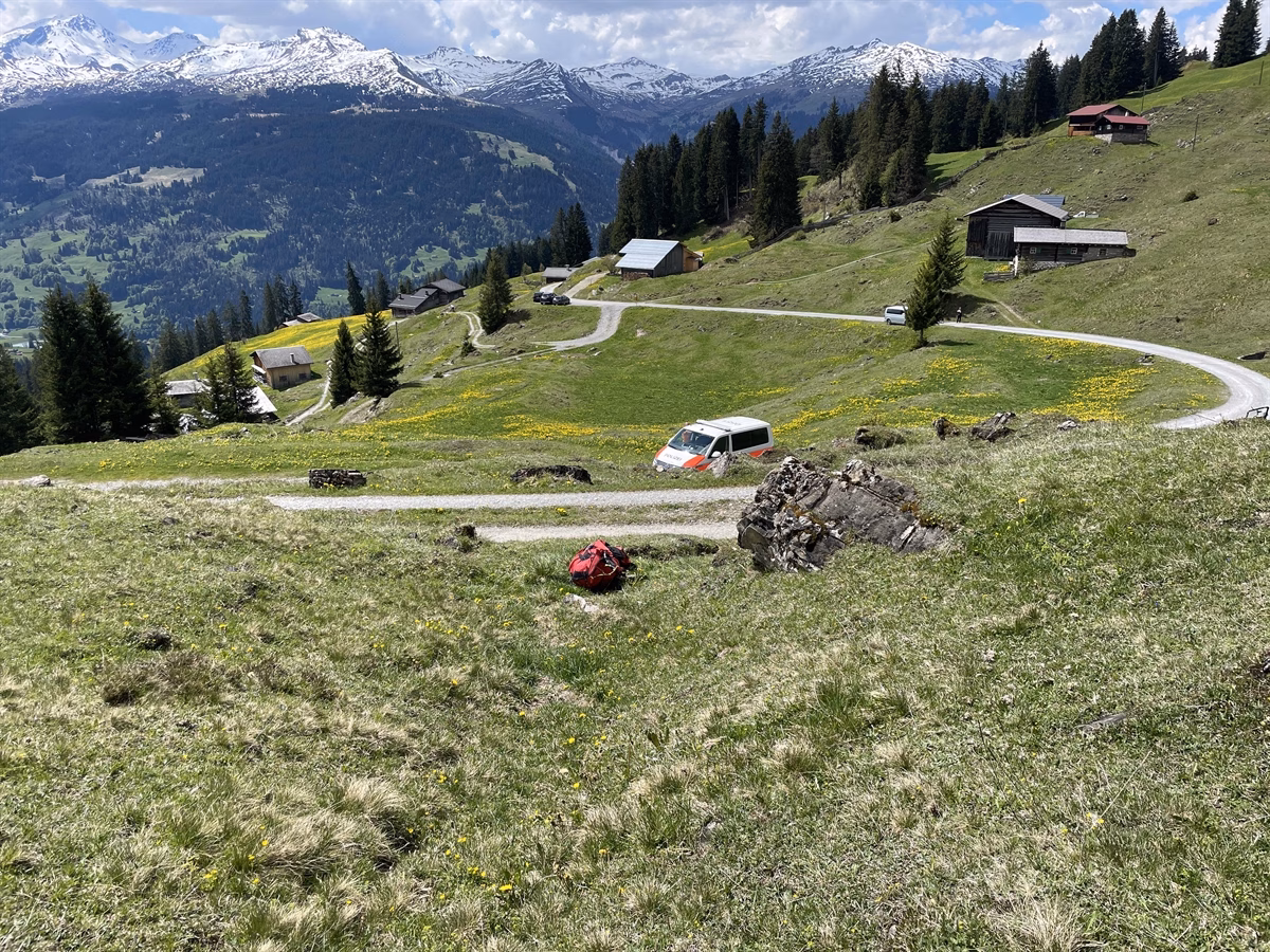 Gleitschirm-Unfall in Pany: Pilot stürzt und verletzt sich schwer!