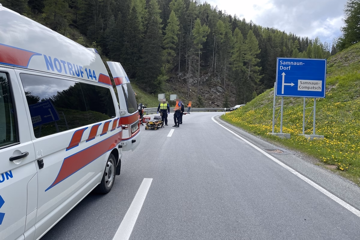Motorrad-Unfall in Samnaun: Deutscher Fahrer schwer verletzt!