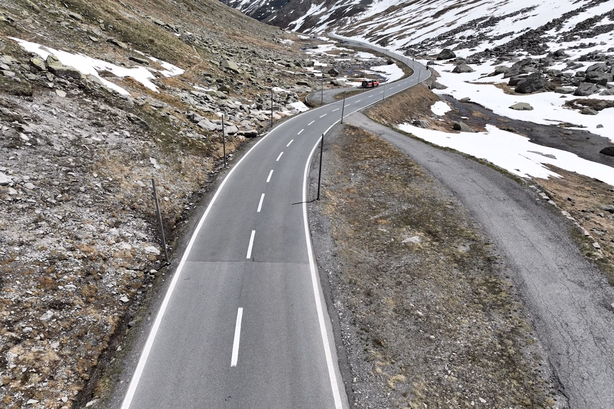 Motorradunfall am Flüelapass: 61-Jähriger schwer verletzt!