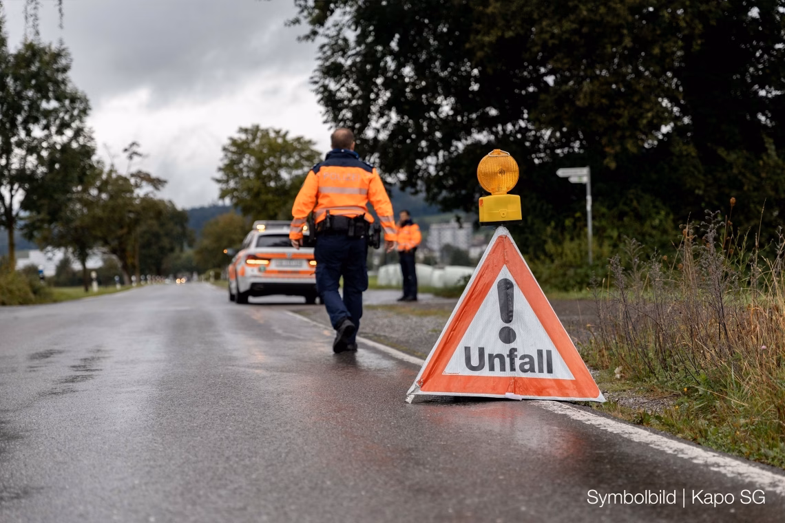 Schock auf Bubikerstrasse: Velofahrer nach Unfall schwer verletzt!
