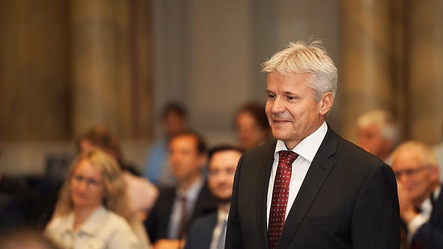 Emil Küng neuer Landratspräsident: Auf zu neuen Ufern im Glarnerland!