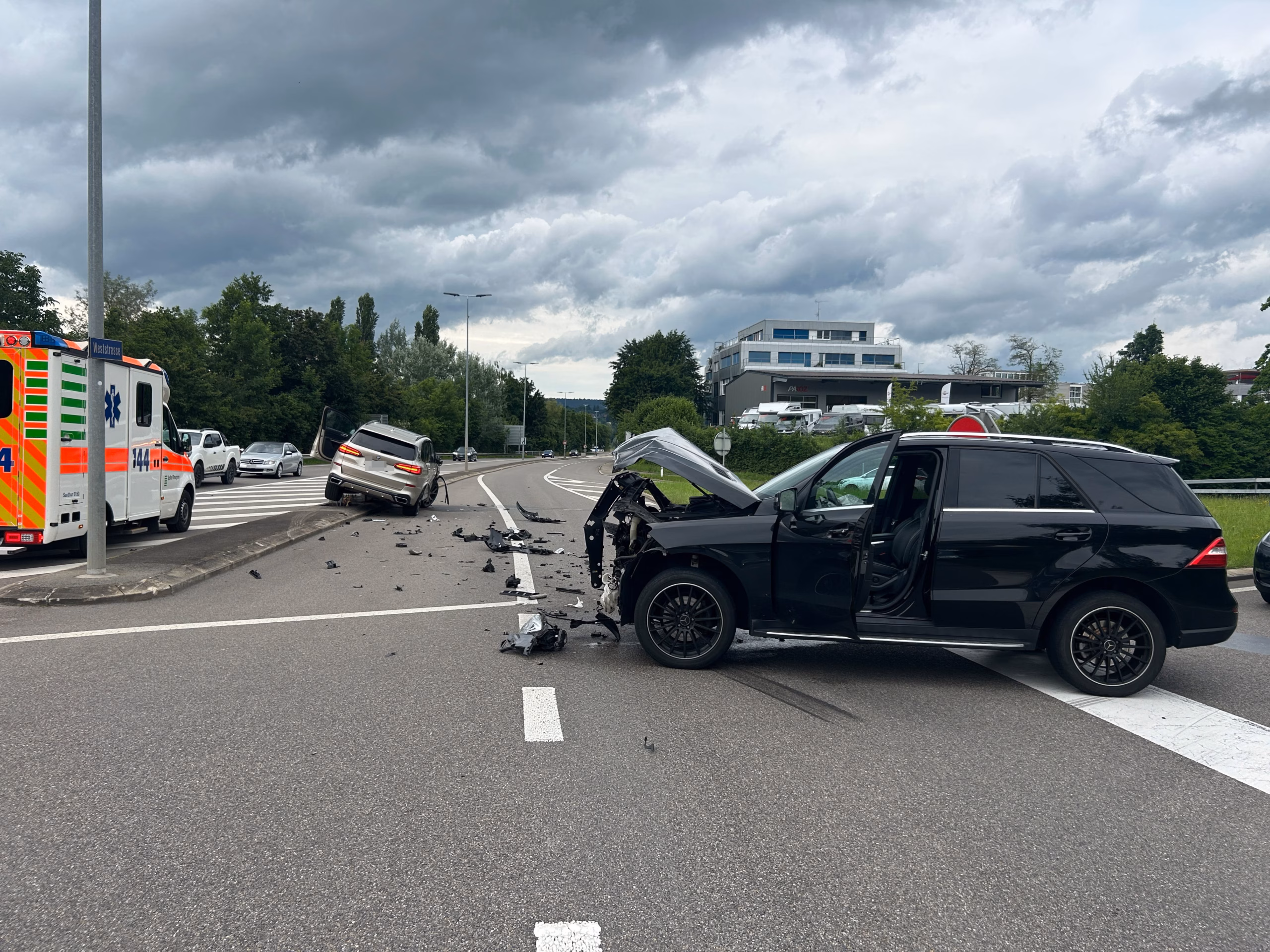 Schockierende Kollision in Frauenfeld: Fünf Personen verletzt!