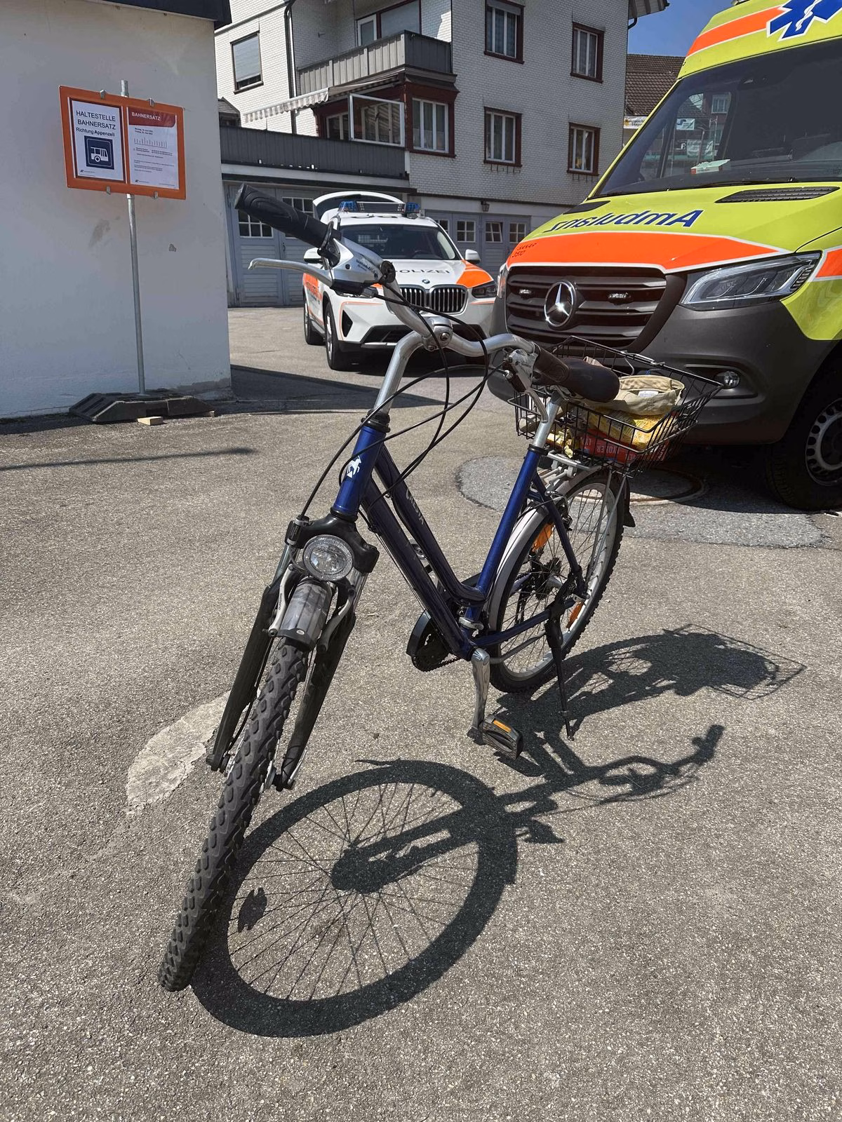 Velofahrerin schwer verletzt: Unfall in Urnäsch erschüttert die Gemeinde!