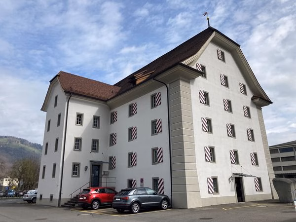 Zeughaus in Oberdorf: Kriegsflüchtlinge finden Hoffnung und Schutz