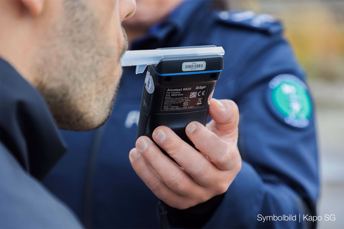 Alkoholisierte Fahrer gefährden Sicherheit in St. Gallen: Zahlreiche Unfälle!