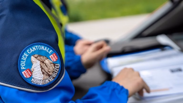 Raser im Oberwallis: Polizei schnappt Geschwindigkeitsverstöße!