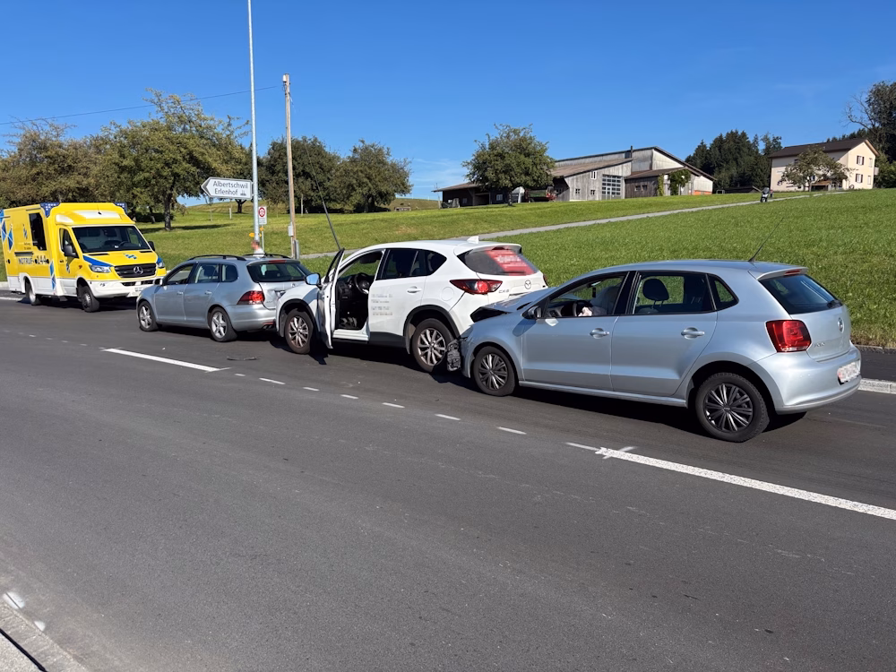 Drama auf der Bischofzellerstrasse: Auffahrunfall mit drei Autos!