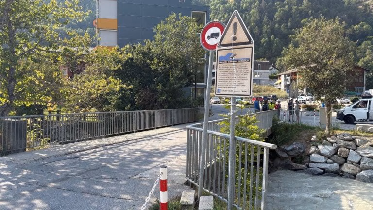Gleitschirmunfall in Fiesch: 74-Jähriger stirbt tragisch beim Flug