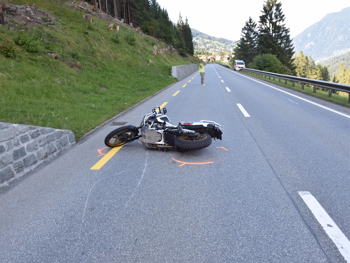 Motorradfahrer bei Streifkollision auf H3 schwer verletzt!