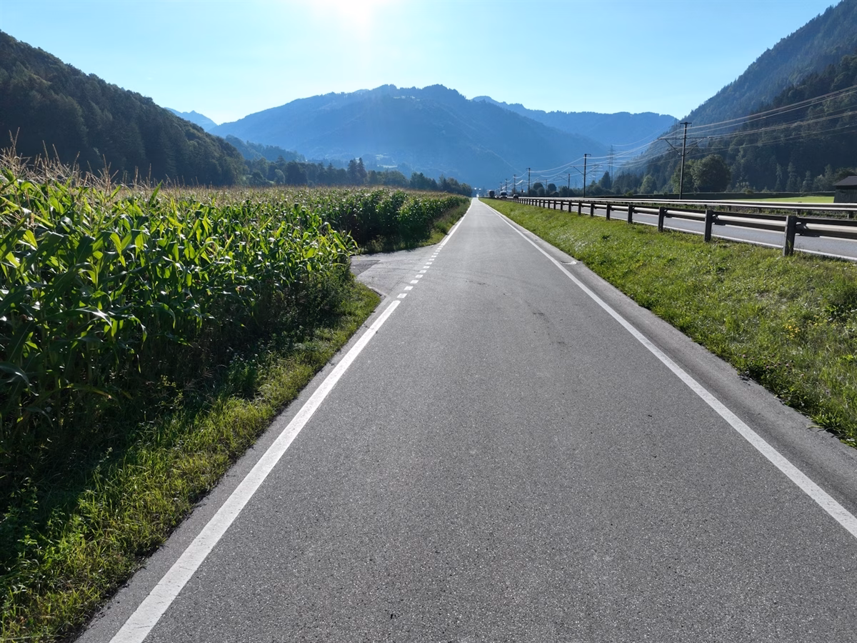 Schock-Unfall in Schiers: Rennradfahrer schwer verletzt!