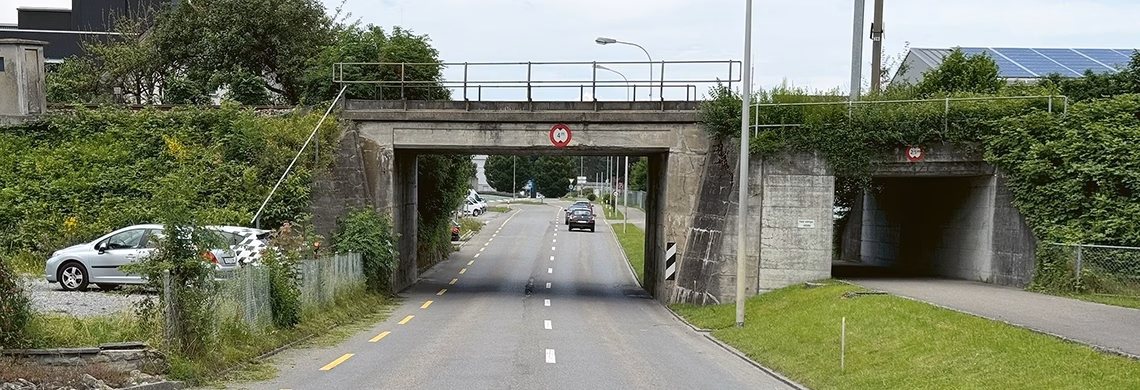 Verkehrschaos in Buriet: 52 Bussen wegen Fahrverboten!