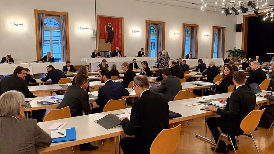 Krisensicherheit in Glarus: Landrat darf künftig entscheidend handeln!
