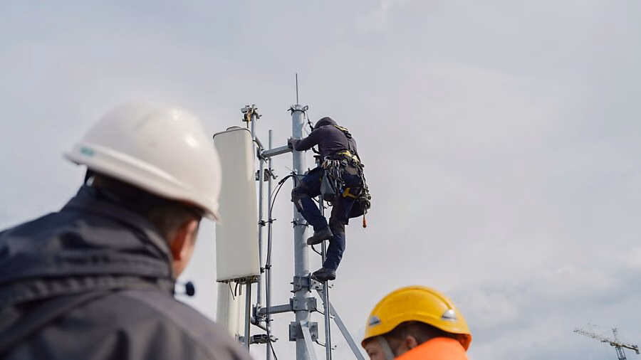 Mobilfunkanlagen im Glarnerland: Qualitätssicherung erfolgreich geprüft!