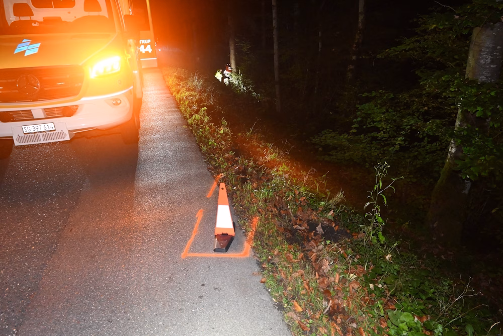 Motorradunfall in Degersheim: 17-Jährige verletzt ins Spital gebracht