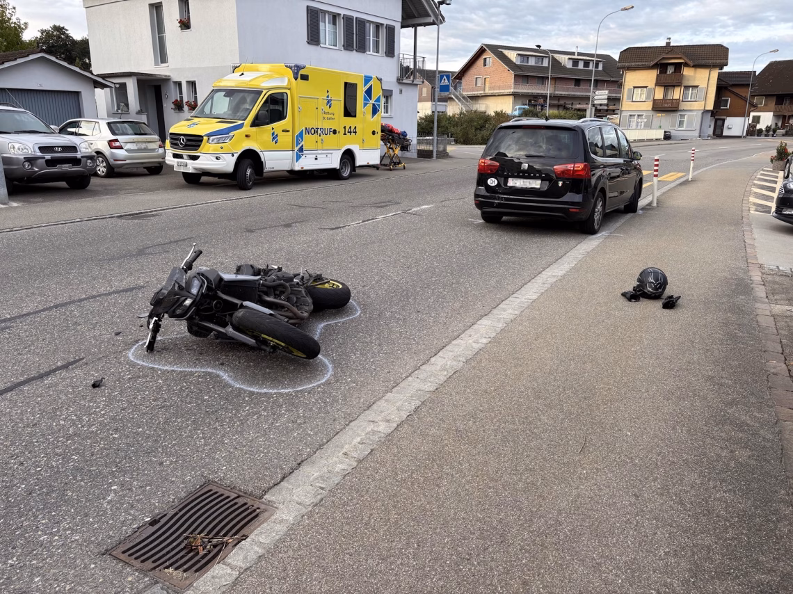 Motorradunfall in Niederbüren: 21-Jähriger leicht verletzt!