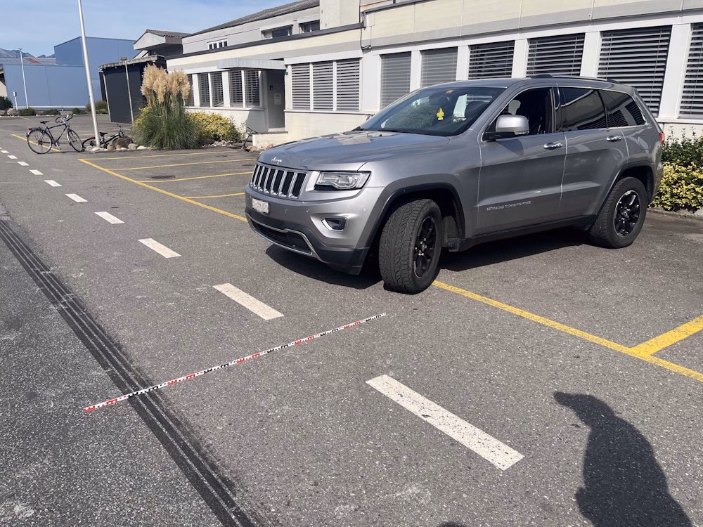 Schock auf dem Bahnweg Nord: E-Bike-Fahrerin bei Unfall leicht verletzt!