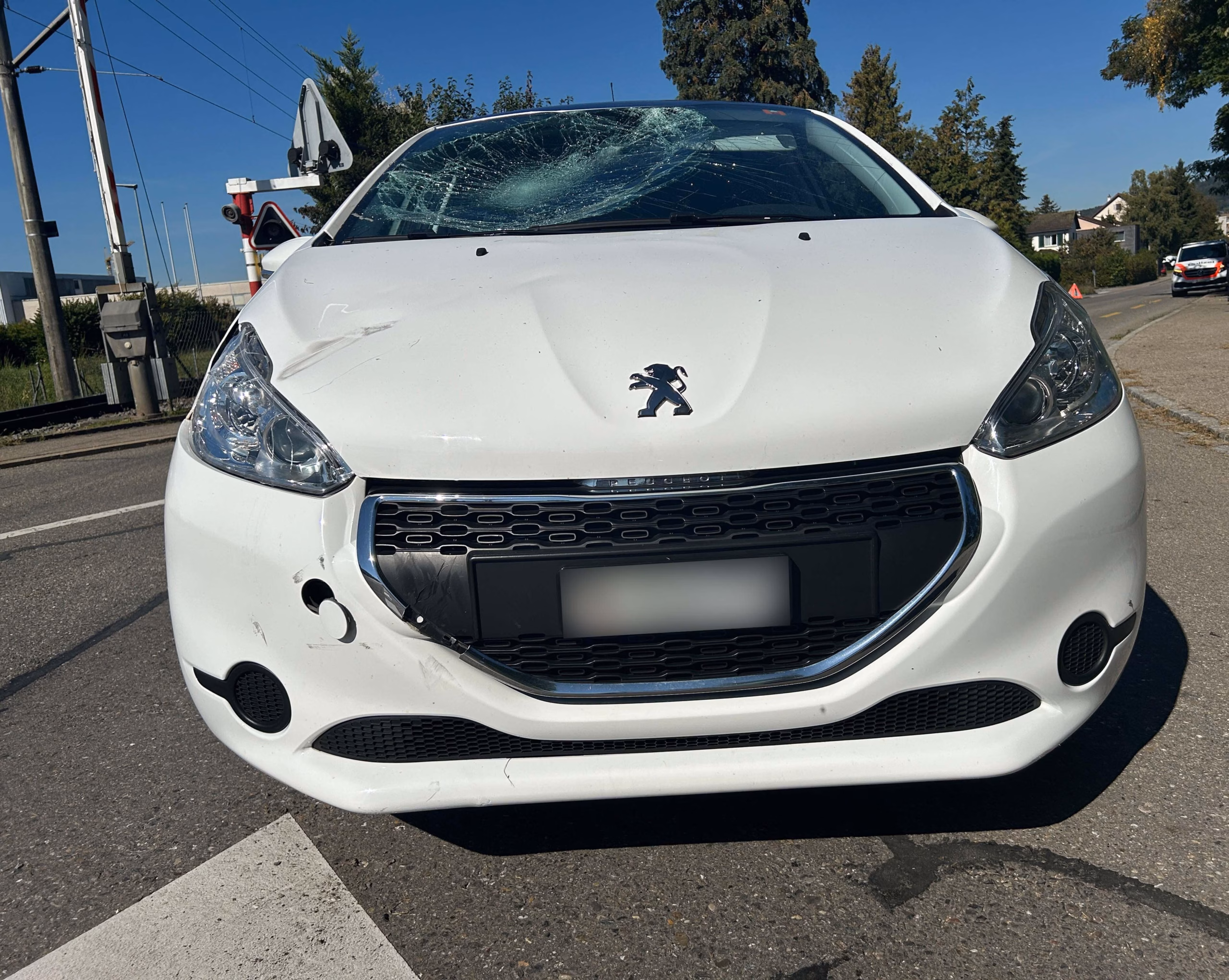 Velofahrerin bei Unfall in Diessenhofen schwer verletzt – Sonne schuld?