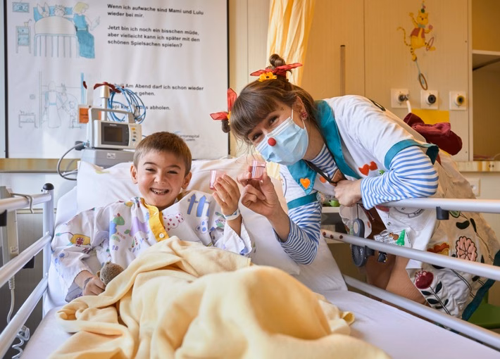 30 Jahre Freude im Kinderspital: Stiftung Theodora feiert Jubiläum!