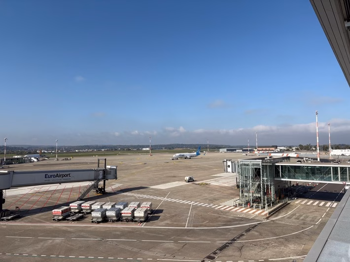 Wiedereröffnung der Zuschauerterrasse am EuroAirport begeistert Besucher!