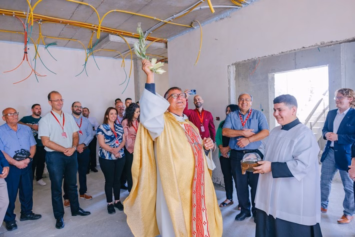 Bischof segnet neue Tageschirurgie in Bethlehem: Hoffnung für Kinder!