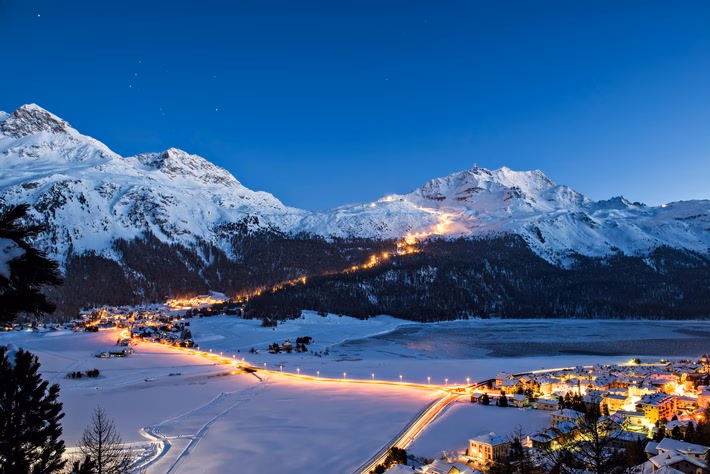 Corvatsch: Wintersaison startet mit spektakulärer Snow Night!