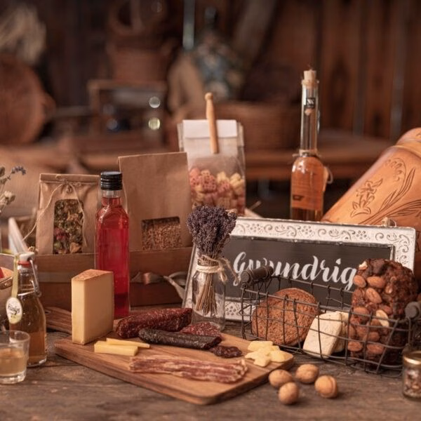 Entdecke die neuen Geschenkkörbe von Natürlich Nidwalden!