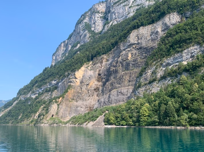 Felsenstrom am Walensee: Solarprojekt von EKZ und SAK gescheitert!