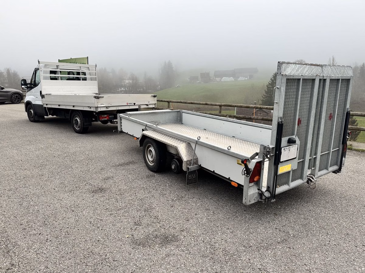 Radverlust sorgt für Unfallchaos in Bühler: Glück im Unglück!