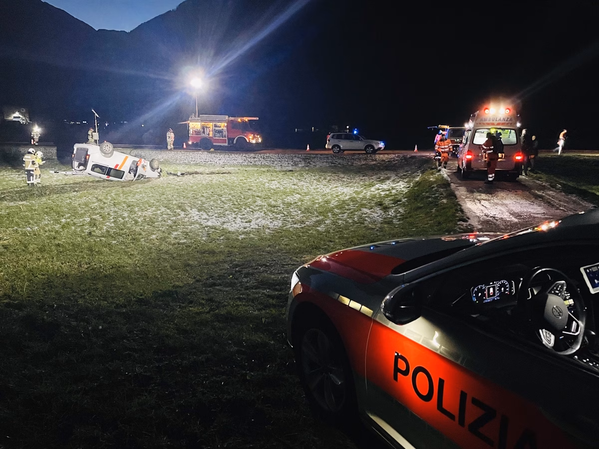 Schrecklicher Unfall in San Vittore: Fahrer verletzt nach Überschlag!